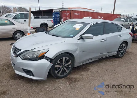 2017 Nissan Altima 2.5 Sr из США, поврежденный, VIN 1N4AL3AP1HN321333